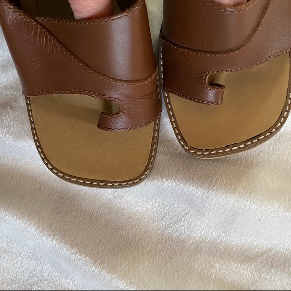 $15.00 
Le Chateau Boho Vintage Sandals - Picture 9 of 12